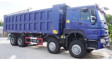 Sinotruck Howo A7 8x4 Dump Truck will be shipped to Kenya