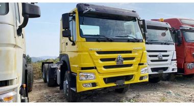Howo 430 Tractor Head Price will be sent to Zambia