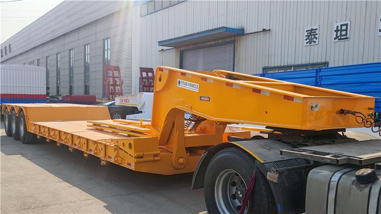 60 Ton Gooseneck Lowboy Trailer will be sent to Zambia