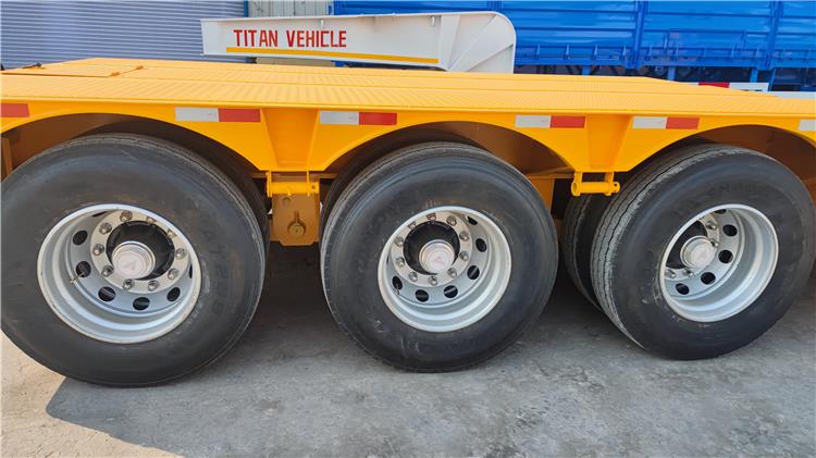 60 Ton Gooseneck Lowboy Trailer for Sale In Zambia