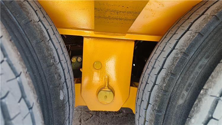 60 Ton Gooseneck Lowboy Trailer for Sale In Zambia