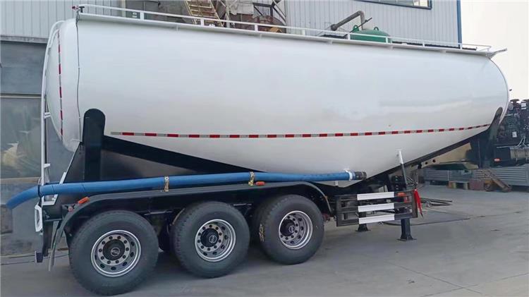 3 Axle Bulk Cement Tanker Trailer for Sale Price in Zambia