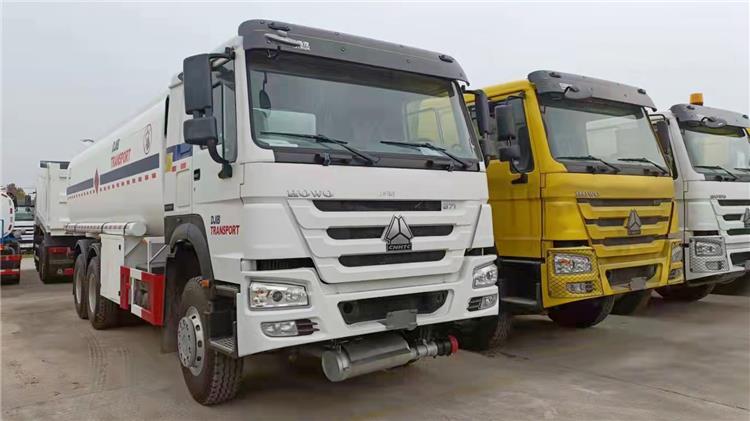 Cheap Howo 371 Liquid Tanker Truck for Sale in Kenya Nakuru