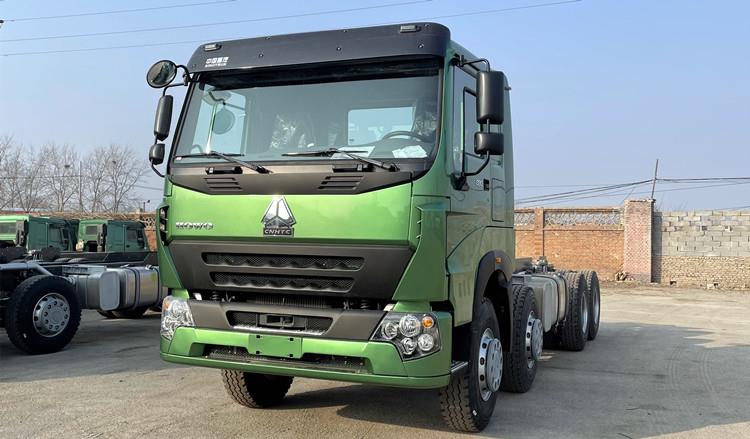 8x4 12 Wheeler Cargo Truck Chassis for Sale in Kenya - Sinotruk Howo 380