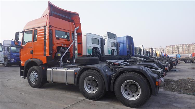 Howo 390HP Head Truck Tractor 6x4 for Sale Price in Kenya Nairobi