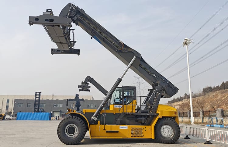 Reach Container Stacker for Sale in Zambia