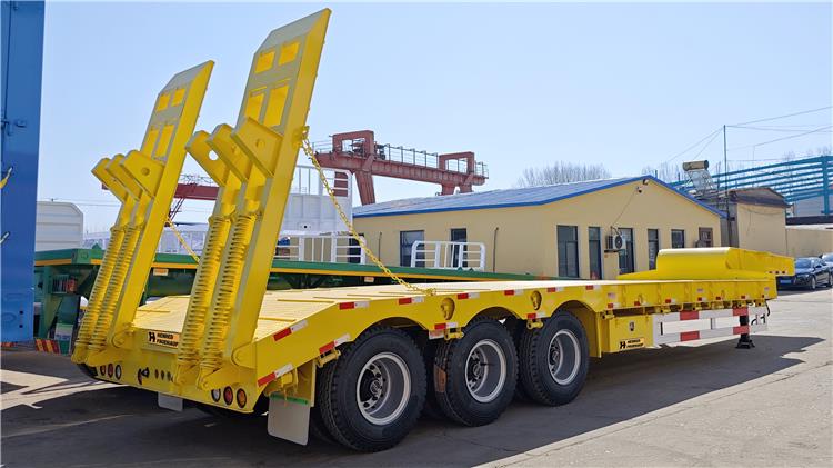 Henred Fruehauf Low Bed Trailers for Sale In Zimbabwe | Henred Fruehauf Trailers pty ltd