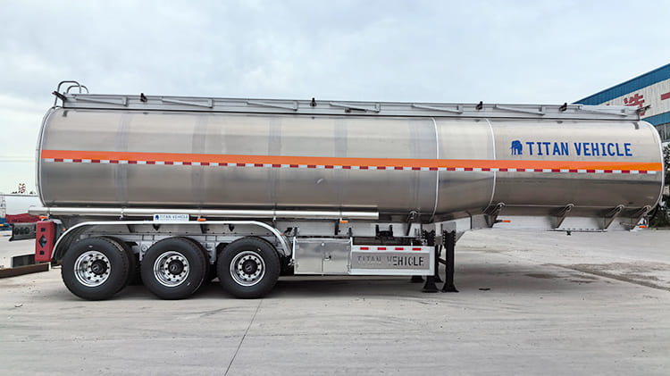 TITAN 3 Axle Diesel Aluminum Tanker Trailer for Sale in Zambia