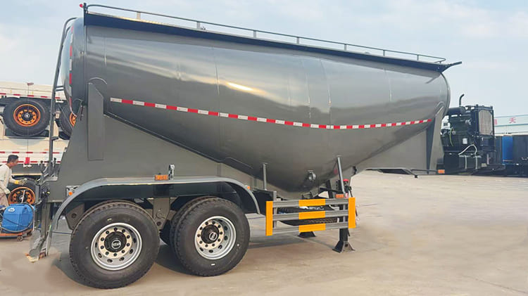 TITAN 2 Axle Pneumatic Bulk Cement Tanker Trailer for Sale in Zambia