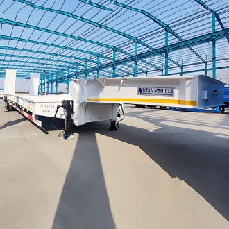 3 Axle Low Bed Trailer Truck 